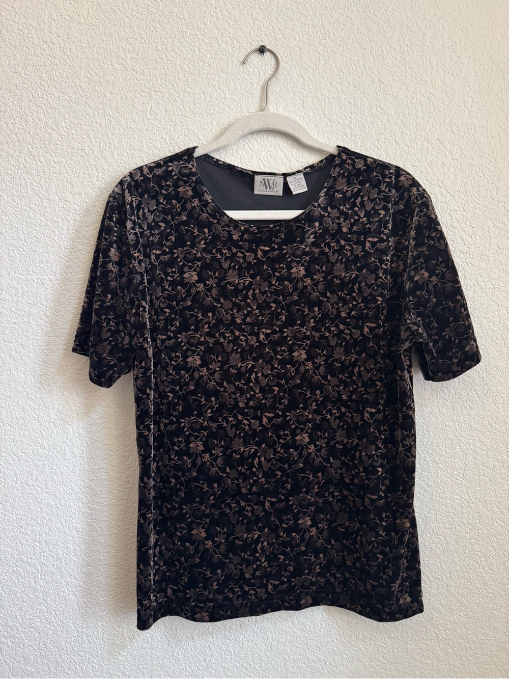 NWB Casuals Vintage Velvet Short Sleeve